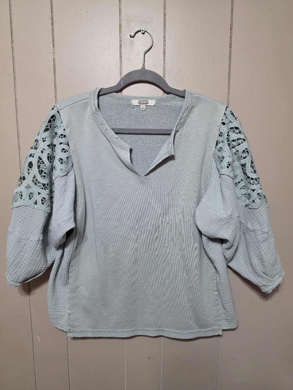 Gimmicks By BKE Top